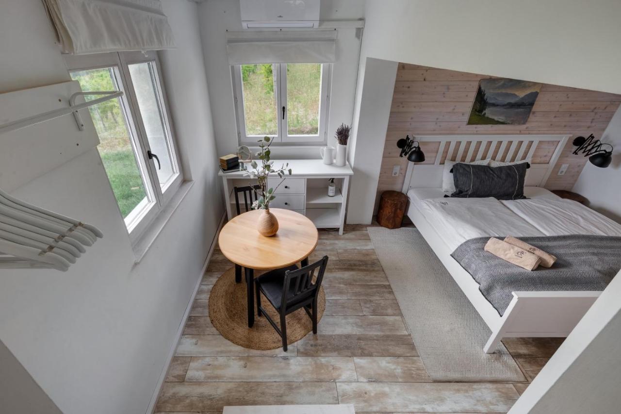 D.Five Vineyard & Retreat Koroeshegy别墅 外观 照片
