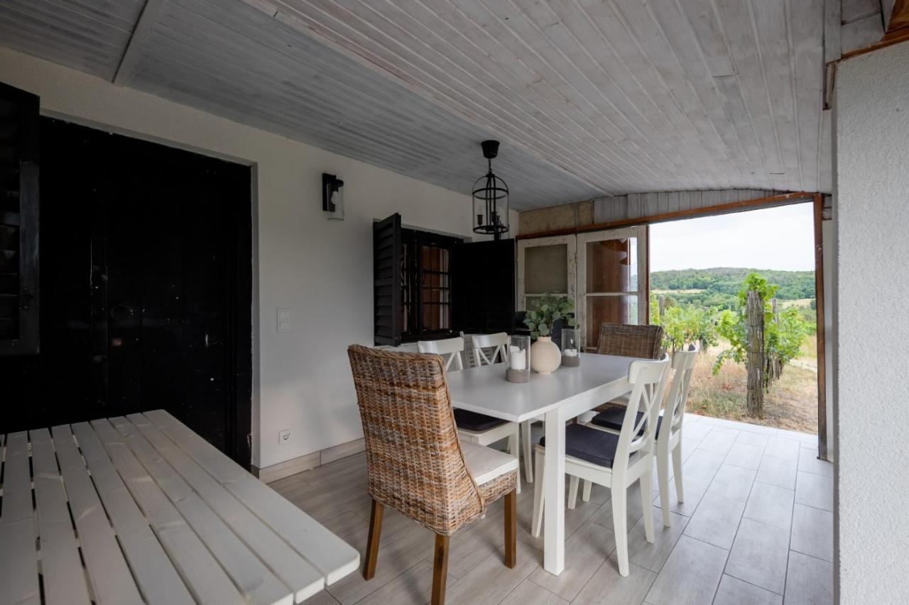 D.Five Vineyard & Retreat Koroeshegy别墅 外观 照片